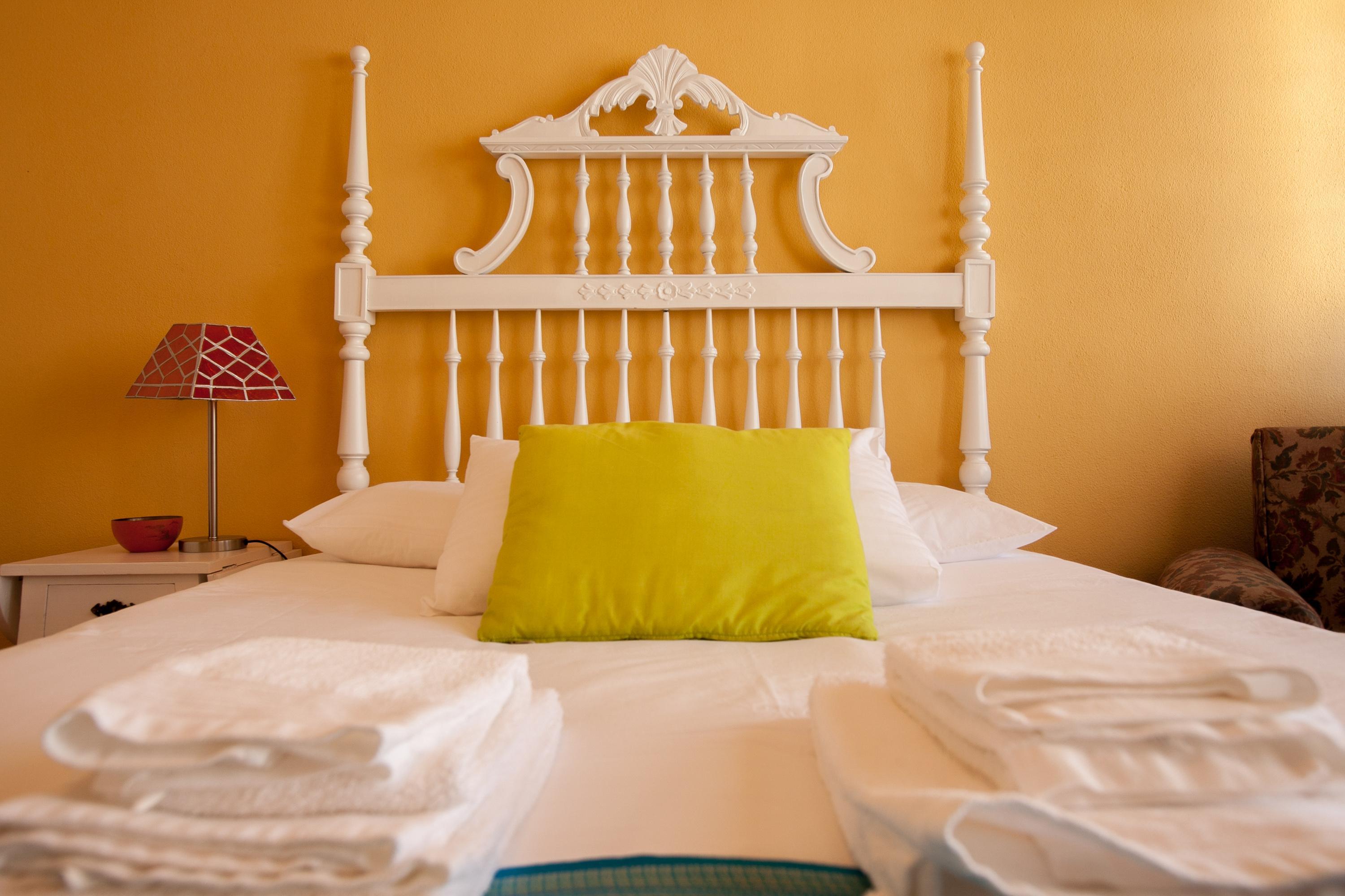 Ericeira Chill Hill Hostel & Private Rooms - Peach Garden Екстер'єр фото
