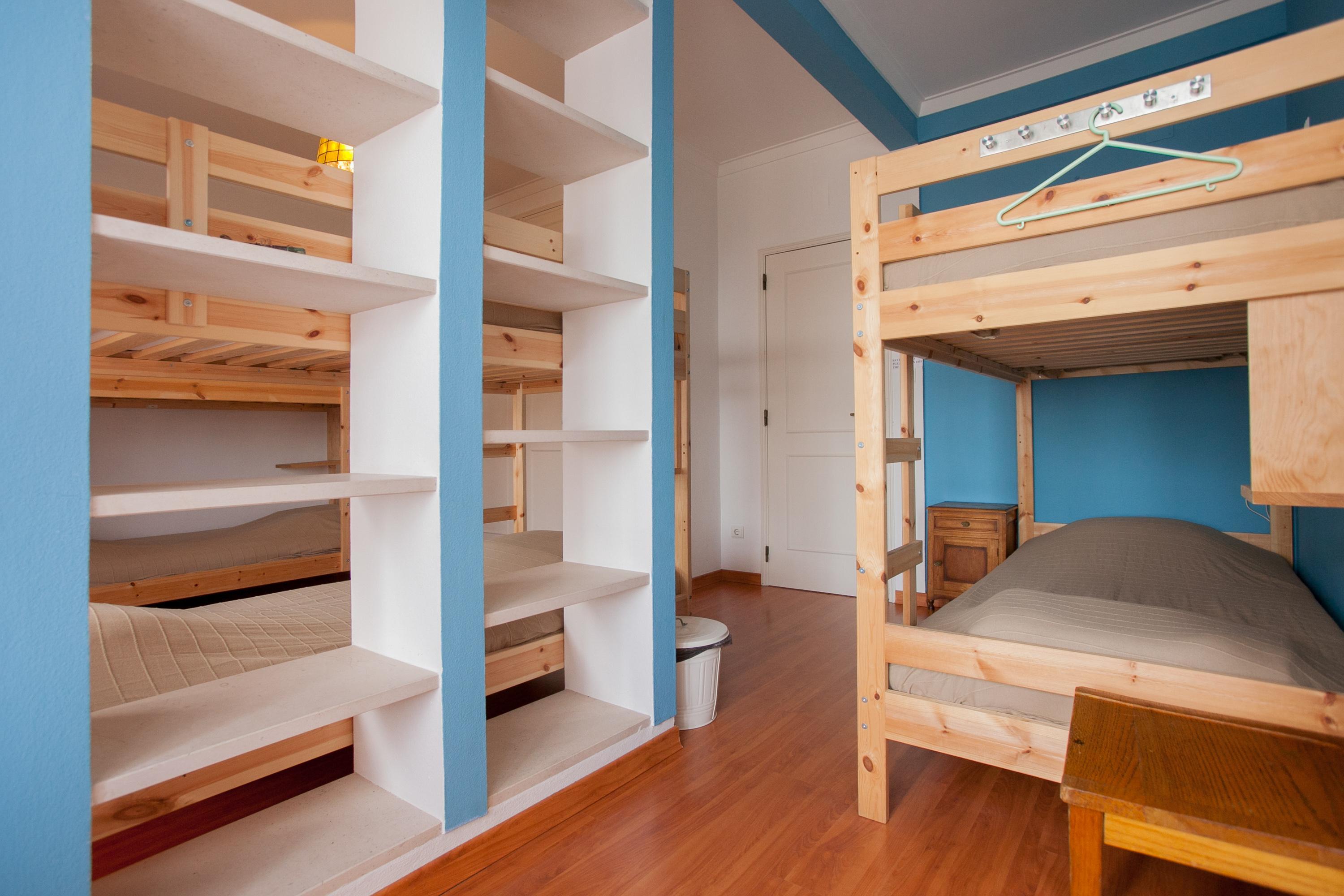 Ericeira Chill Hill Hostel & Private Rooms - Peach Garden Екстер'єр фото