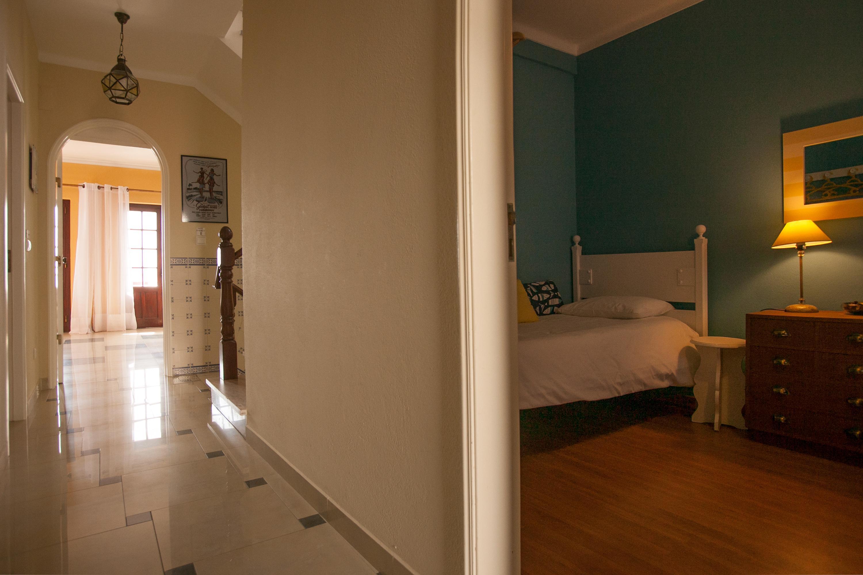 Ericeira Chill Hill Hostel & Private Rooms - Peach Garden Екстер'єр фото