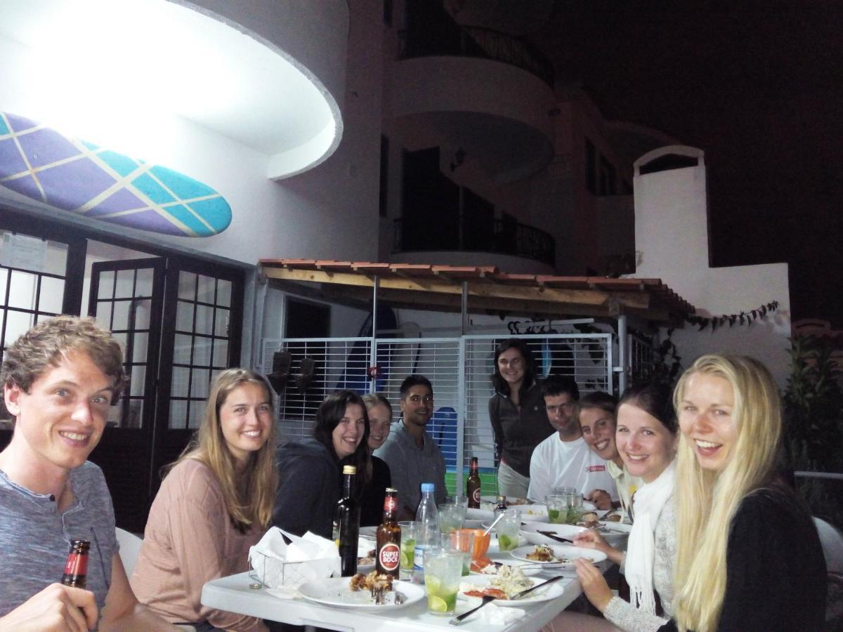Ericeira Chill Hill Hostel & Private Rooms - Peach Garden Екстер'єр фото